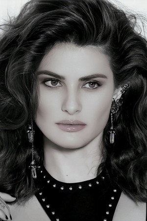Photo of Isabeli Fontana from the Latest Netflix gallery