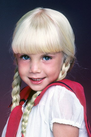 Photo of Heather O'Rourke from the Latest Netflix gallery