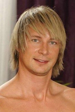 Photo of Eric Winterfield from the Latest Netflix gallery