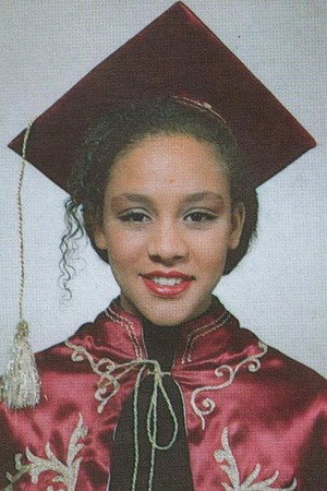 Defne Joy Foster photo