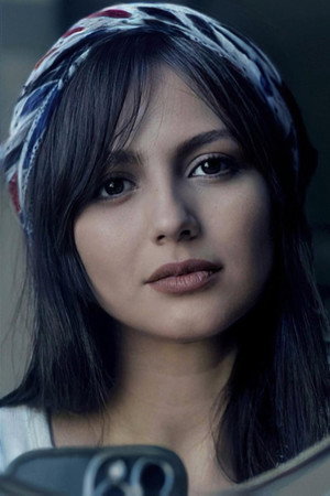 Niloufar Koukhani photo