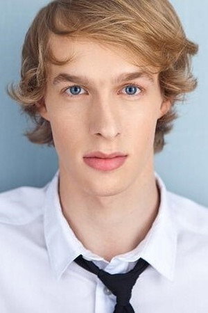 Photo of Samuel Hoeksema from the Latest Netflix gallery