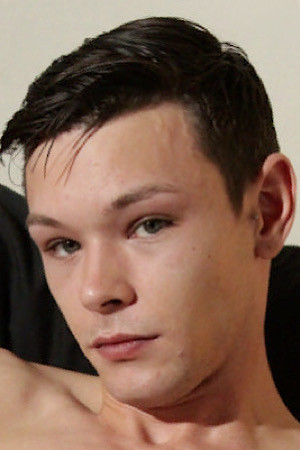 Photo of Alex Ford from the Latest Netflix gallery