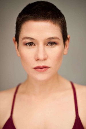 Yael Stone photo