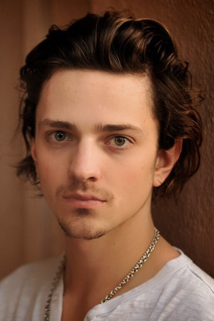 Sebastian Gregory photo