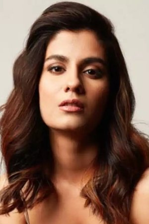 Shreya Dhanwanthary photo