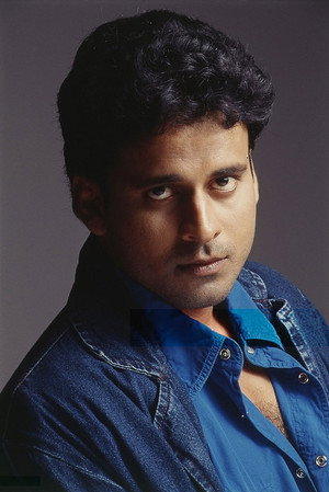 Manoj Bajpayee photo