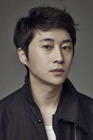Photo of Lee Kyu-bok from the Latest Netflix gallery