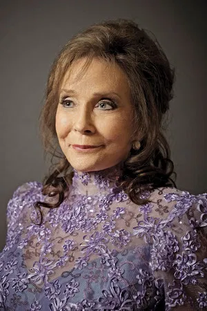 Loretta Lynn photo