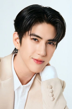 Tawinan Anukoolprasert photo