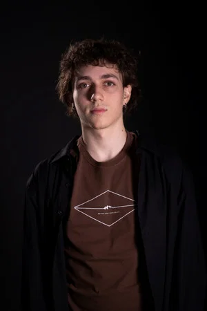 Photo of Leo Rocha from the Latest Netflix gallery