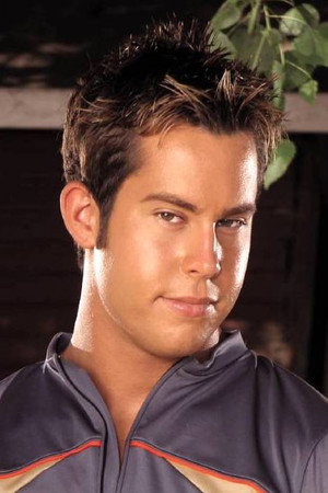 Photo of Derrick Vinyard from the Latest Netflix gallery
