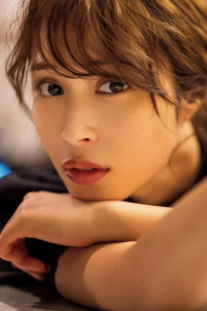 Photo of Alice Hirose from the Latest Netflix gallery