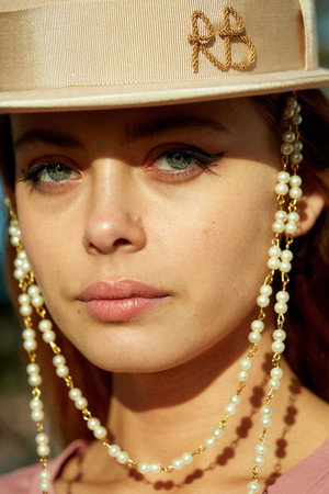 Elli Rhiannon Müller Osborne photo