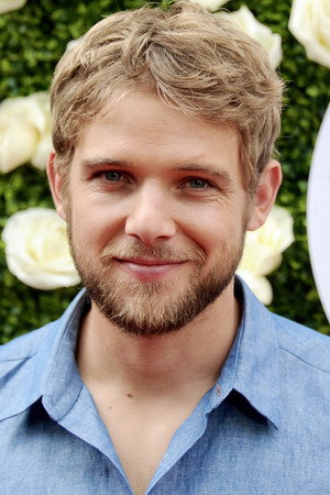 Photo of Max Thieriot from the Latest Netflix gallery