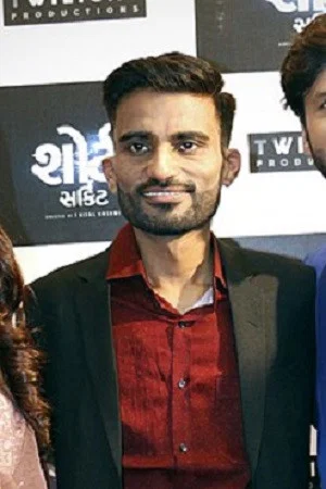 Photo of Faisal Hashmi from the Latest Netflix gallery