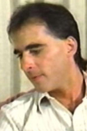 Photo of Kevin Gladstone from the Latest Netflix gallery