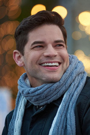 Jeremy Jordan photo