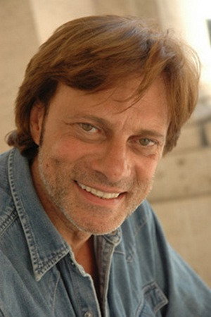 Photo of Pascal Persiano from the Latest Netflix gallery