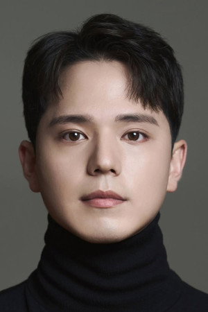 Lee Dong-gil photo