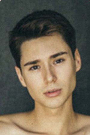 Photo of Leo Grand from the Latest Netflix gallery