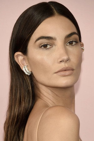 Photo of Lily Aldridge from the Latest Netflix gallery