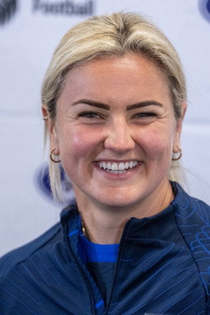 Lindsey Horan photo