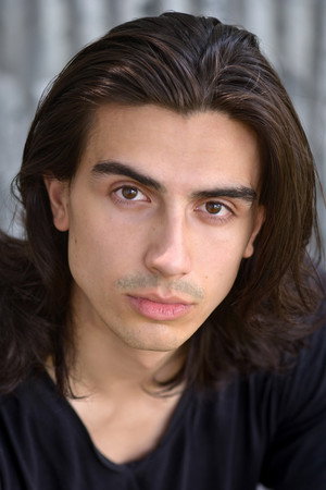 Photo of Olivier Ross-Parent from the Latest Netflix gallery