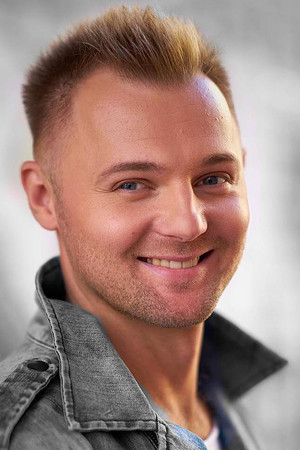 Photo of Yevhen Kaporin from the Latest Netflix gallery