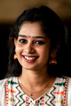 Photo of Janany Kunaseelan from the Latest Netflix gallery