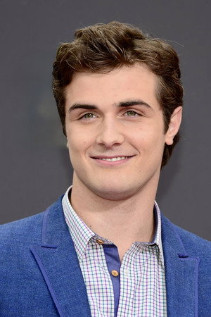 Beau Mirchoff photo
