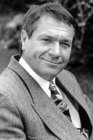 Michael Elphick photo