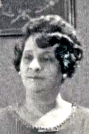 Photo of Mattie Wilkes from the Latest Netflix gallery