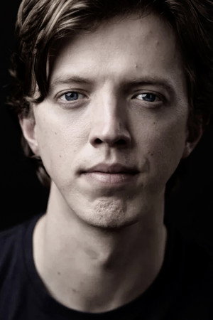 Photo of Eric James Gravolin from the Latest Netflix gallery