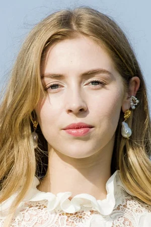 Photo of Hermione Corfield from the Latest Netflix gallery