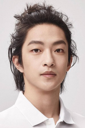 Photo of Qu Chuxiao from the Latest Netflix gallery