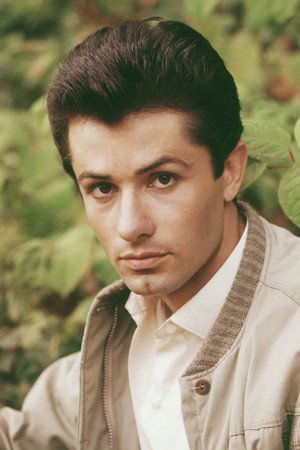 George Chakiris photo