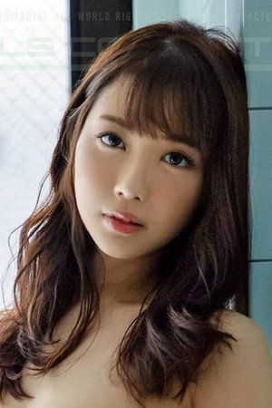 Photo of Rara Anzai from the Latest Netflix gallery