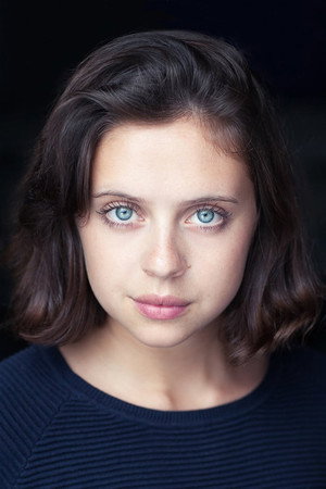 Bel Powley photo