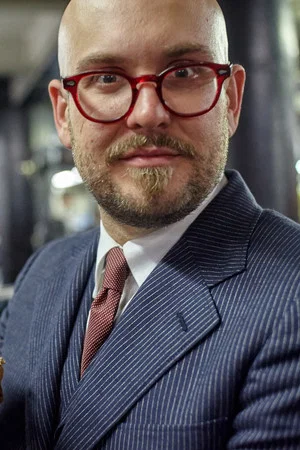 Photo of Robert Askins from the Latest Netflix gallery