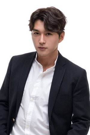 Photo of Jo In-woo from the Latest Netflix gallery