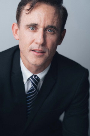 Photo of Cameron Sawyer from the Latest Netflix gallery