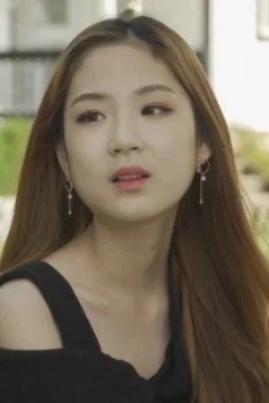 Photo of Lee Sul-ah from the Latest Netflix gallery
