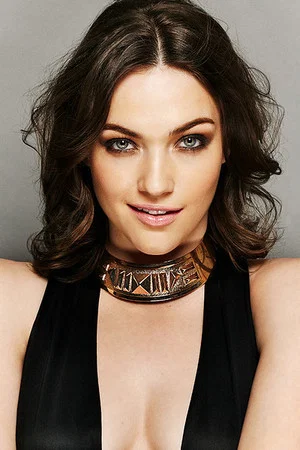 Photo of Violett Beane from the Latest Netflix gallery
