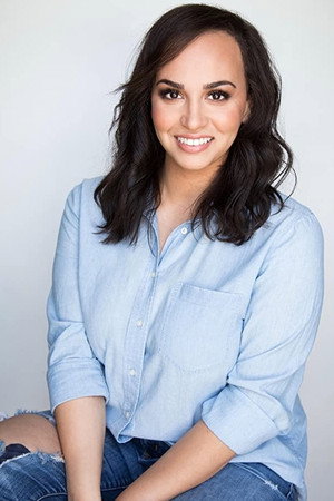 Photo of Aline Elasmar from the Latest Netflix gallery