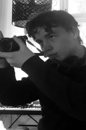 Photo of Simon Hegdal from the Latest Netflix gallery