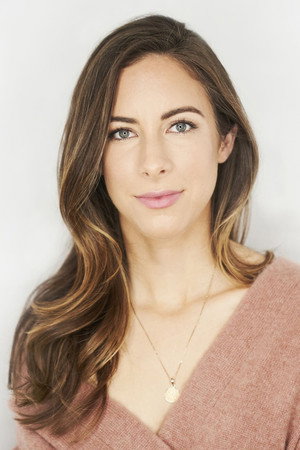 Claire Cavalheiro photo