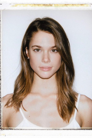 Photo of Michelle Ellyse from the Latest Netflix gallery
