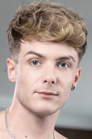 Photo of Callum Cox from the Latest Netflix gallery