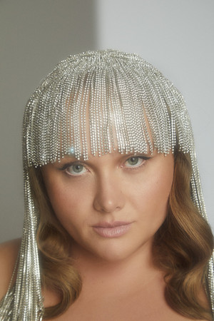 Danielle Macdonald photo